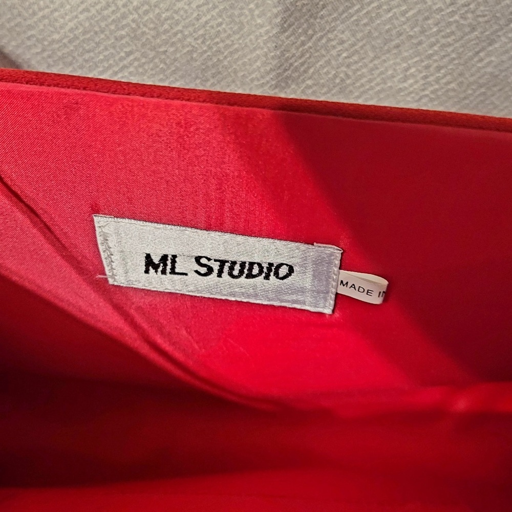 vtg Red ML Studio - Picture 2 of 3